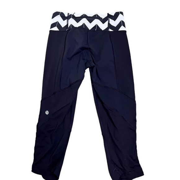 Lululemon Athletica Run For Your Life Womens Cropped Chevron Leggings‎ Size 4 - Picture 2 of 6